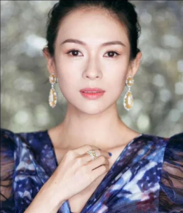 拍“裸戏”亲自上阵的女明星，她因为尺度太大直接被封杀两年？