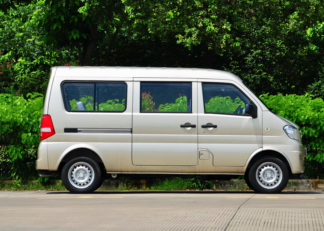 五菱面包车新款优缺点,五菱面包车哪款动力最强