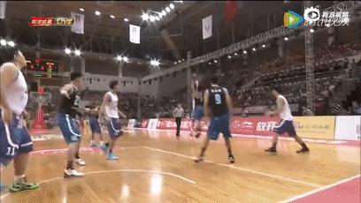 罗杰现在还打球吗,罗杰巅峰时期扣篮