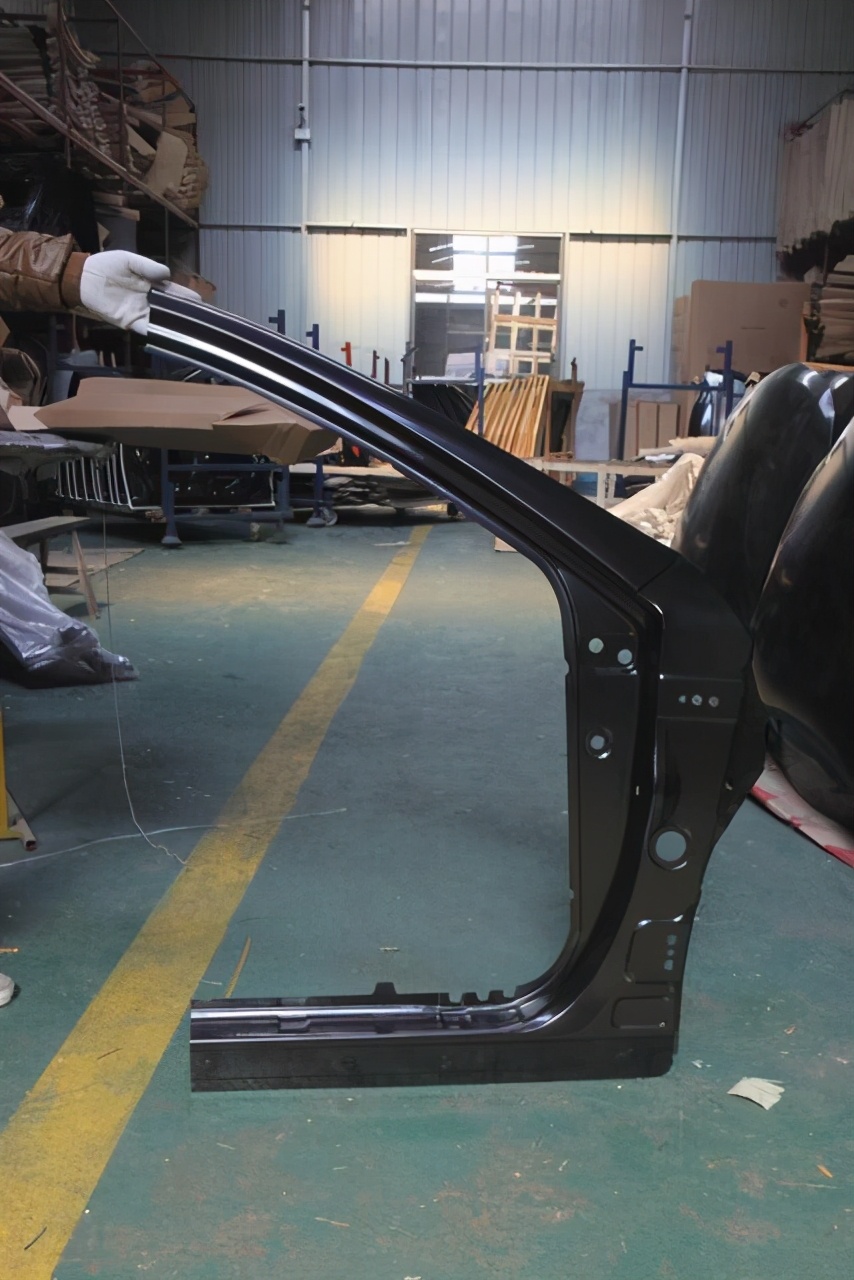 中国汽车模仿鼻祖众泰,coser被抄袭