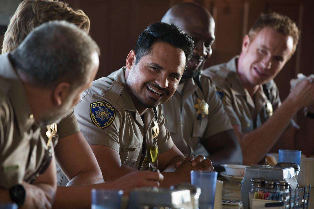 100部笑出腹肌的电影,十部搞笑片笑到吐