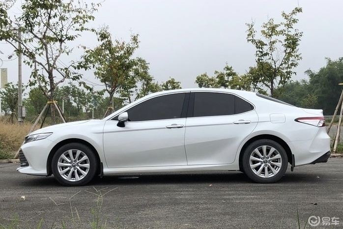 2.0动力弱吗,凯美瑞2.5汽油版0-100加速测试