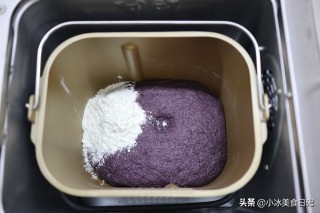 两种颜色的馒头怎么做呢,黑色馒头用什么做的