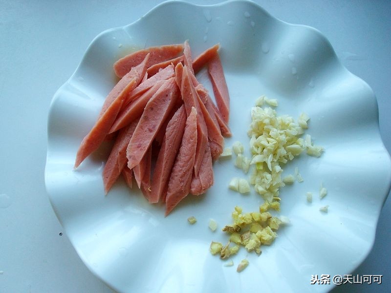 家常炒米粉简单又好吃,炒米粉怎么让不粘不坨又好吃