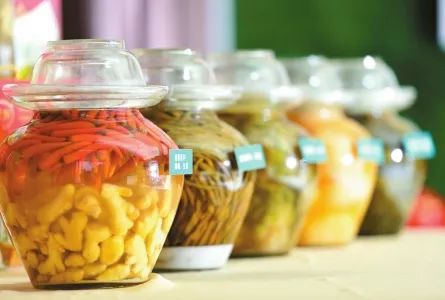 一泡而红!四川这座小城已火向全球,今天万人齐聚!