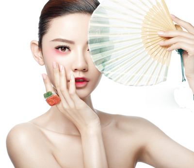 女人皮肤发黄怎么变白,皮肤暗沉发黄怎么调理能变白