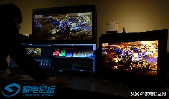 索尼蓝光ax700与x800m2哪个好 (索尼4k蓝光x700)