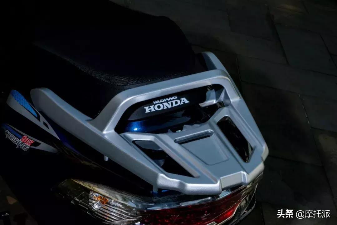 五羊本田踏板御鲨125和喜鲨一样吗,五羊本田摩托车御鲨黑色125图片