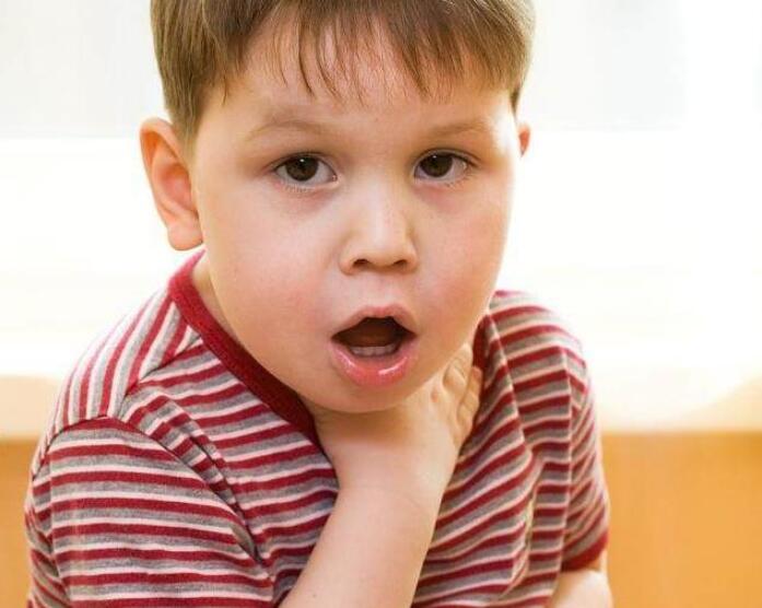 宝宝把蓝牙耳机吞进肚子了,小孩把苹果耳机吞了