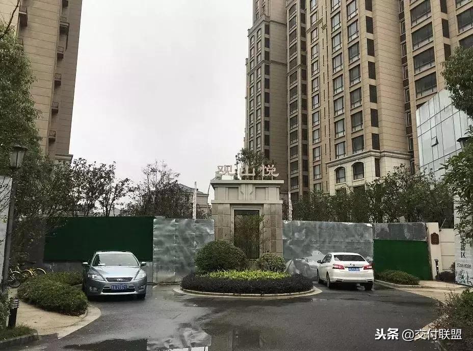 各楼盘送的入户的大门质量,小区大门排行