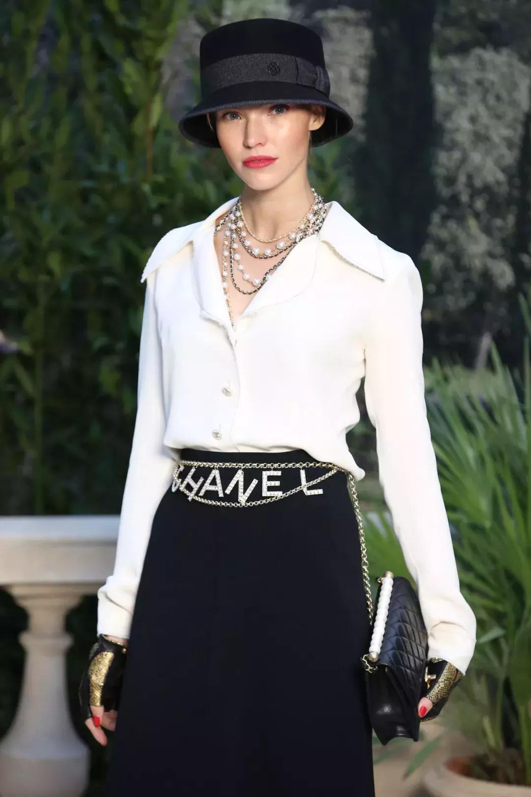 换季必买的10种单品,时髦又好穿的衬衫我推荐这9件