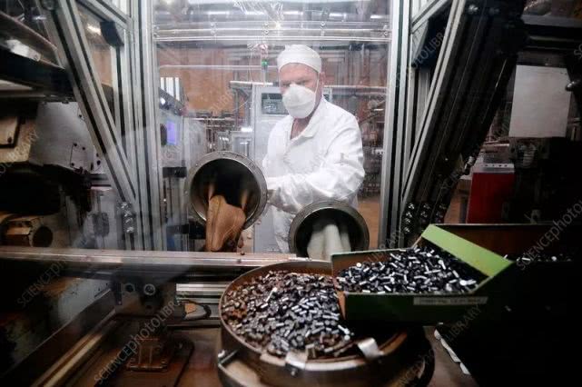 真正阻挠核*器武**普及是什么?为啥那么多的国家没有造出来?