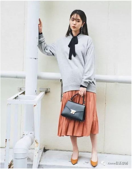 早秋盐系叠穿三件套,日系两件套秋装