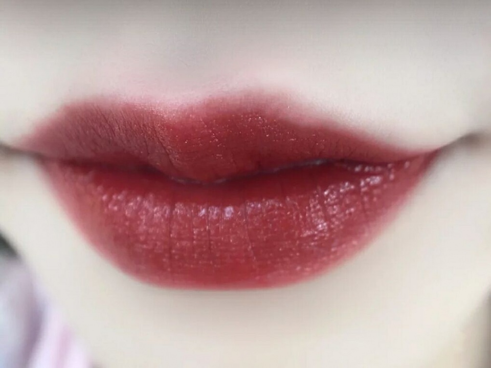 口红推荐水润平价不显色,平价又比较实用的口红