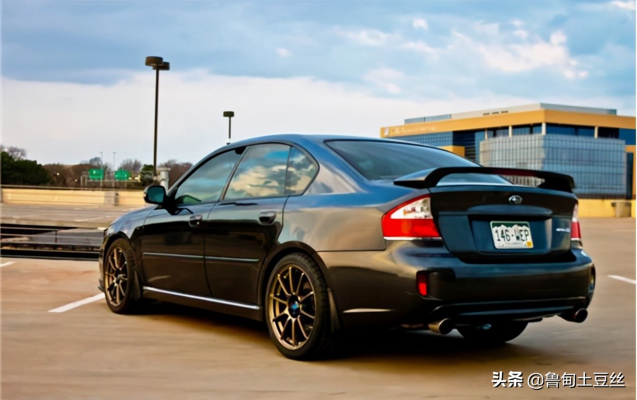 斯巴鲁力狮改装姿态案例,斯巴鲁力狮10款改装案例