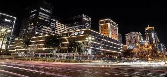 高新曲江领跑西安首店经济，钟楼商圈“廉颇老矣”？