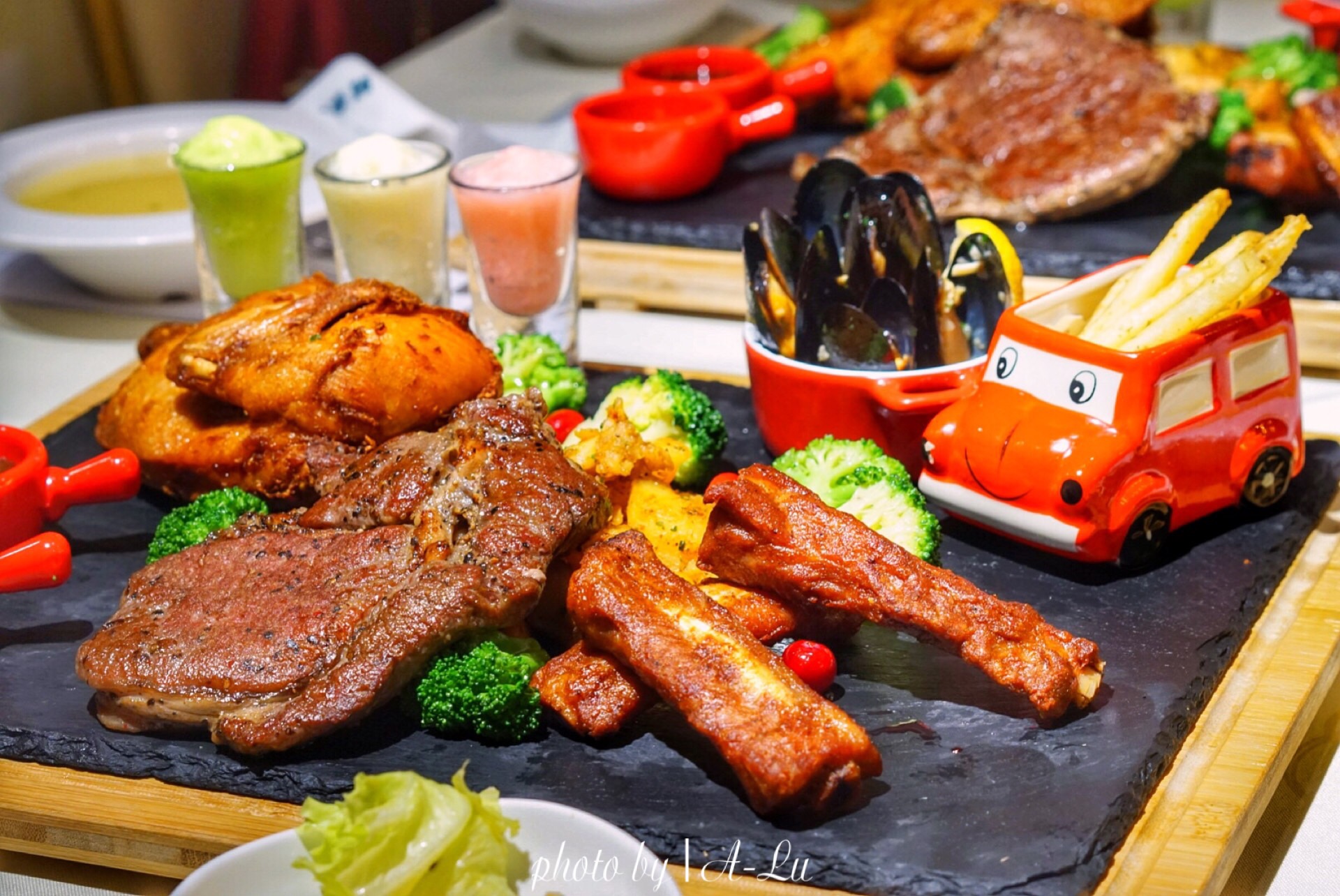 遇见豪客来牛排的海陆分享大餐,醇厚新美味,就是要分享