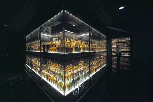 威士忌酒怎么收藏 (威士忌一般怎么酿的酒好喝)