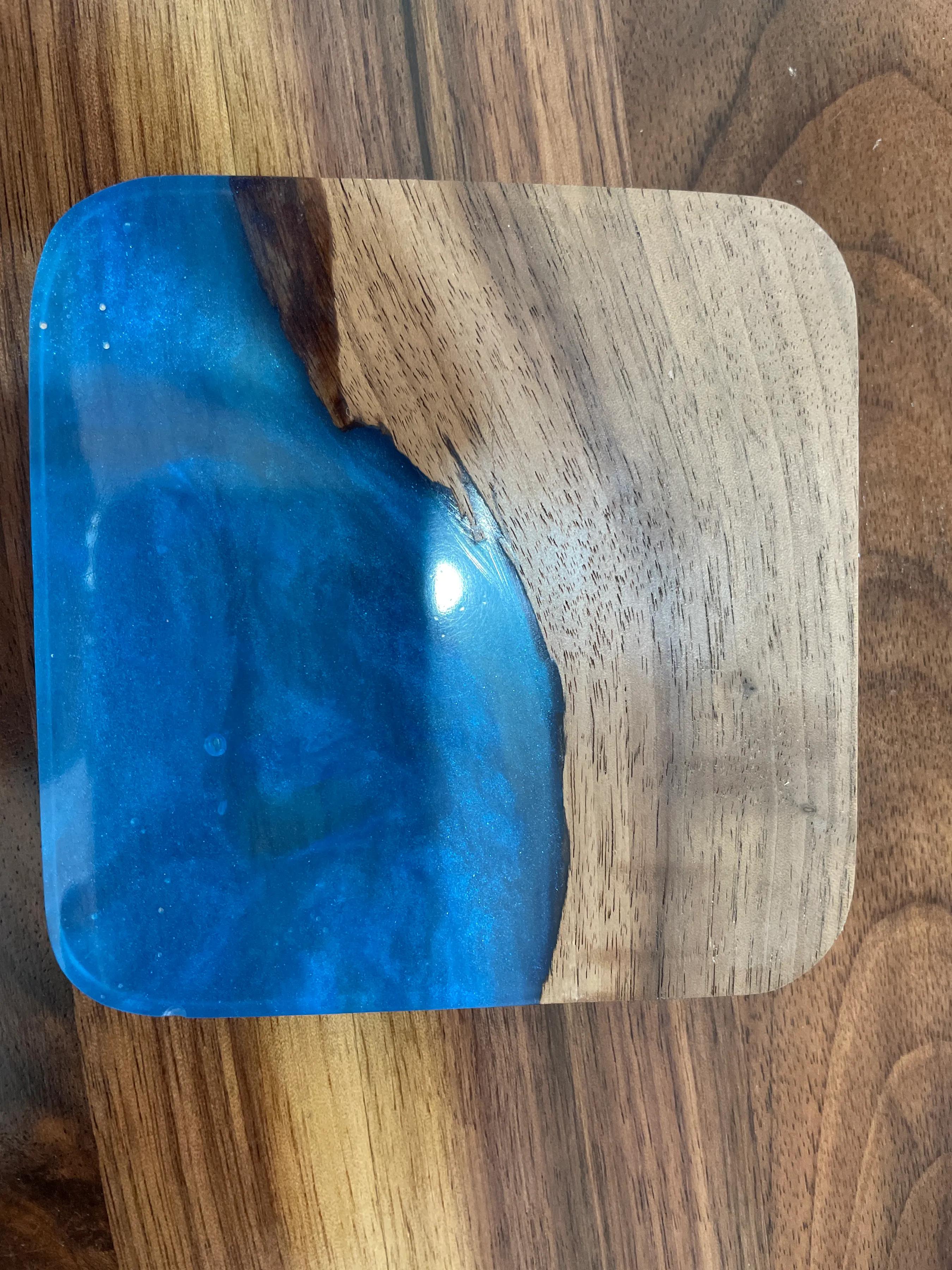 怎样用树脂做杯垫 (树脂做花杯垫)