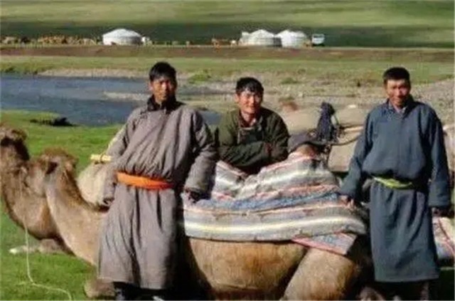 真实的蒙古人情况:扎堆去首都,买不起房子,就住在蒙古包里