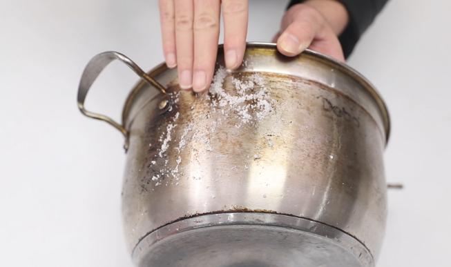 衣服撑大了,衣服撑大了还能退吗