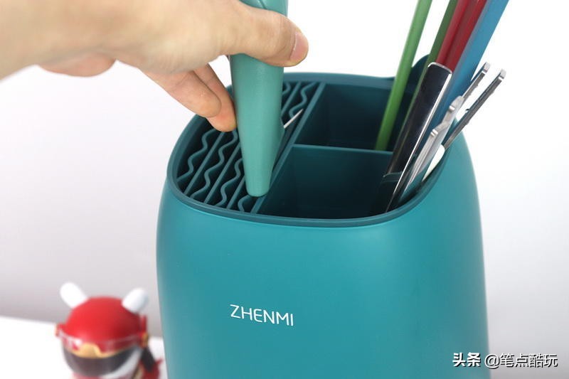 身为刀架筷笼,容不得藏污养菌!臻米K2刀叉筷子消毒机体验