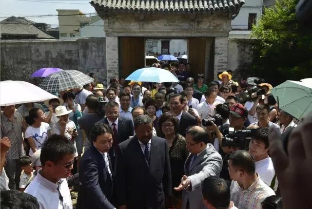 世界闻名的非洲华裔*官高**，子承父愿来中国寻根，每年都回温州祭祖