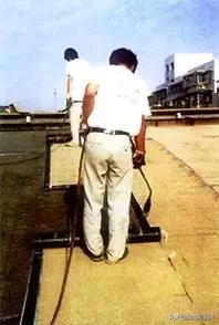 旧屋面防水翻新施工方案范本,旧屋面防水翻新施工报价清单