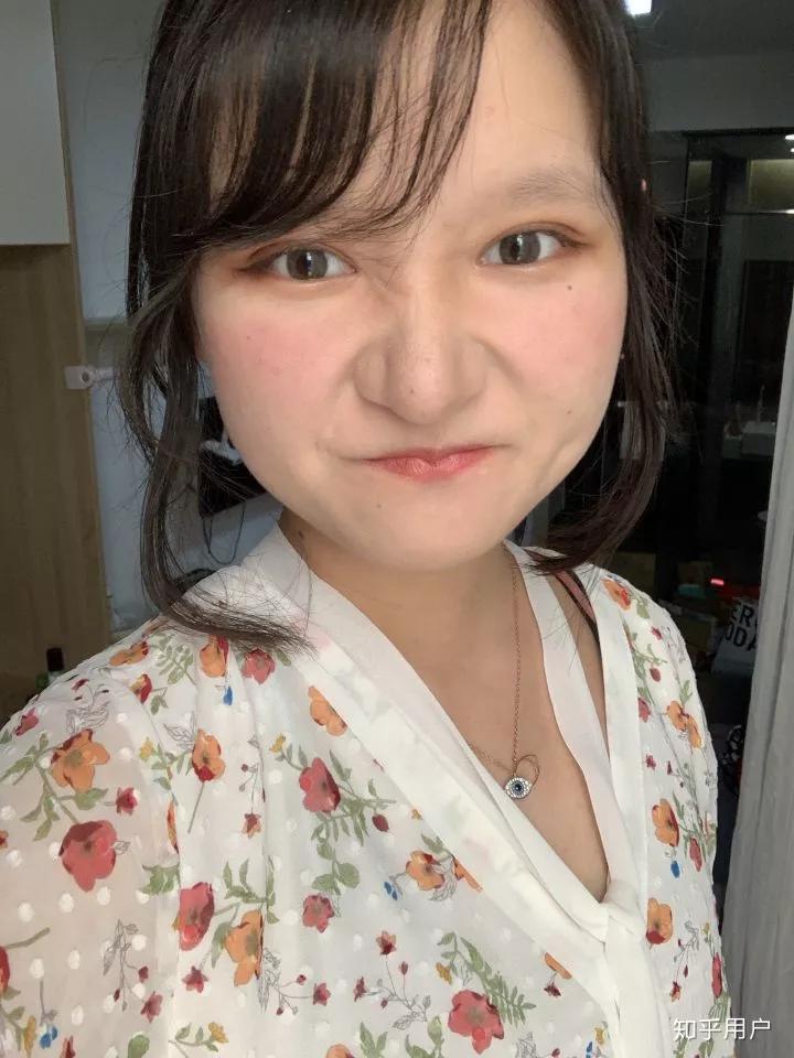 从丑小鸭到白天鹅的经历了什么,从丑小鸭到白天鹅蜕变