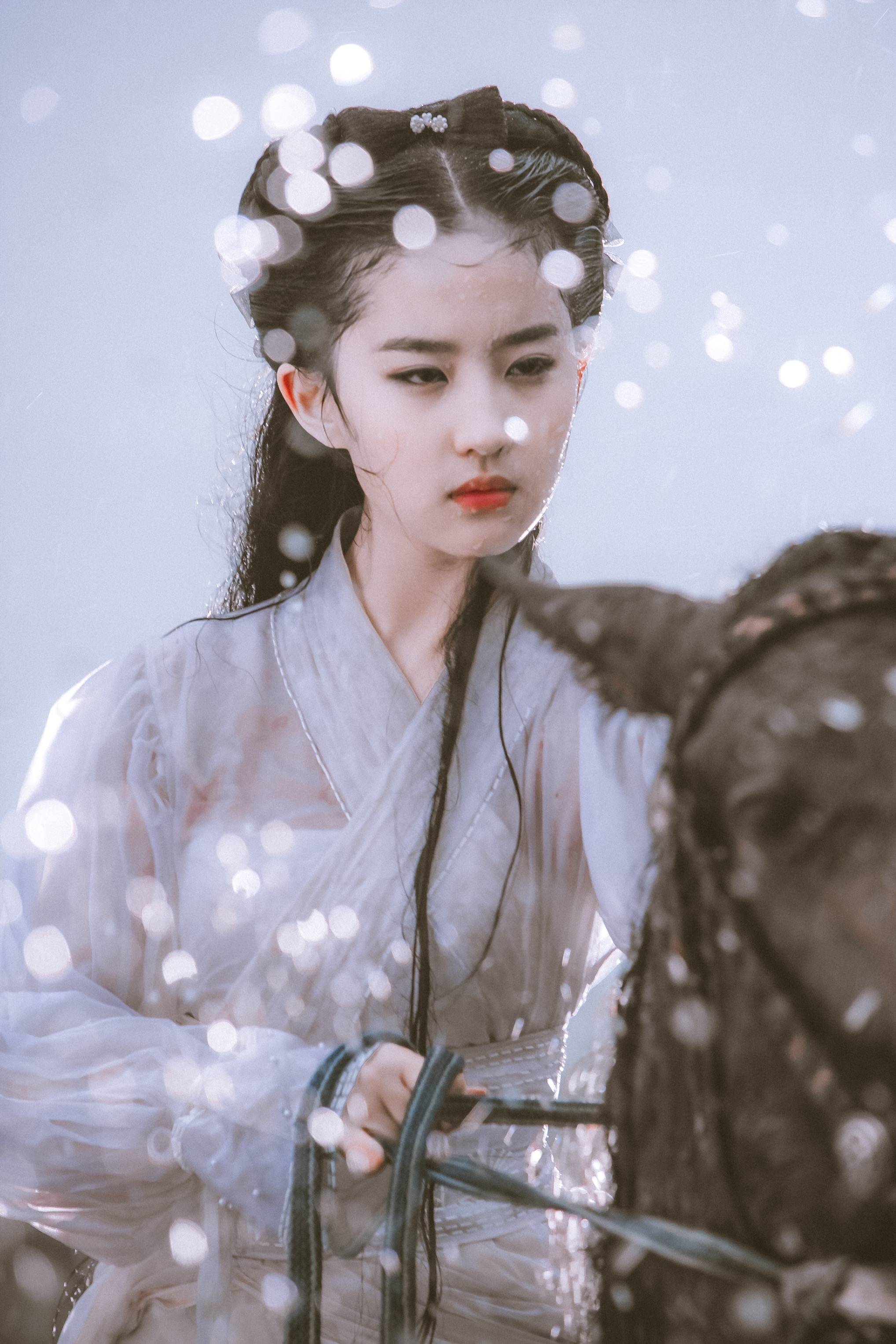 刘亦菲为什么改名,刘亦菲个人简介扒一扒