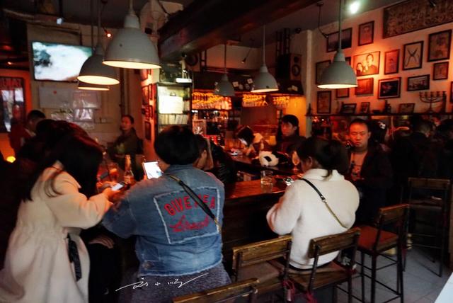成都出名的几大酒吧是哪些,成都最有名酒吧