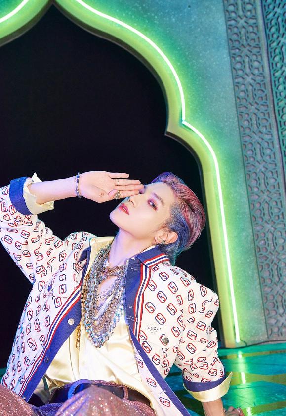 SM太有钱！NCT新专预告，香奈儿项链成员“批发”式佩戴