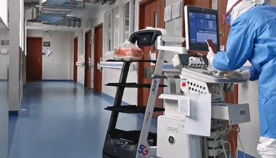 来了,电信“机器人天团”!网友:“成精了!”