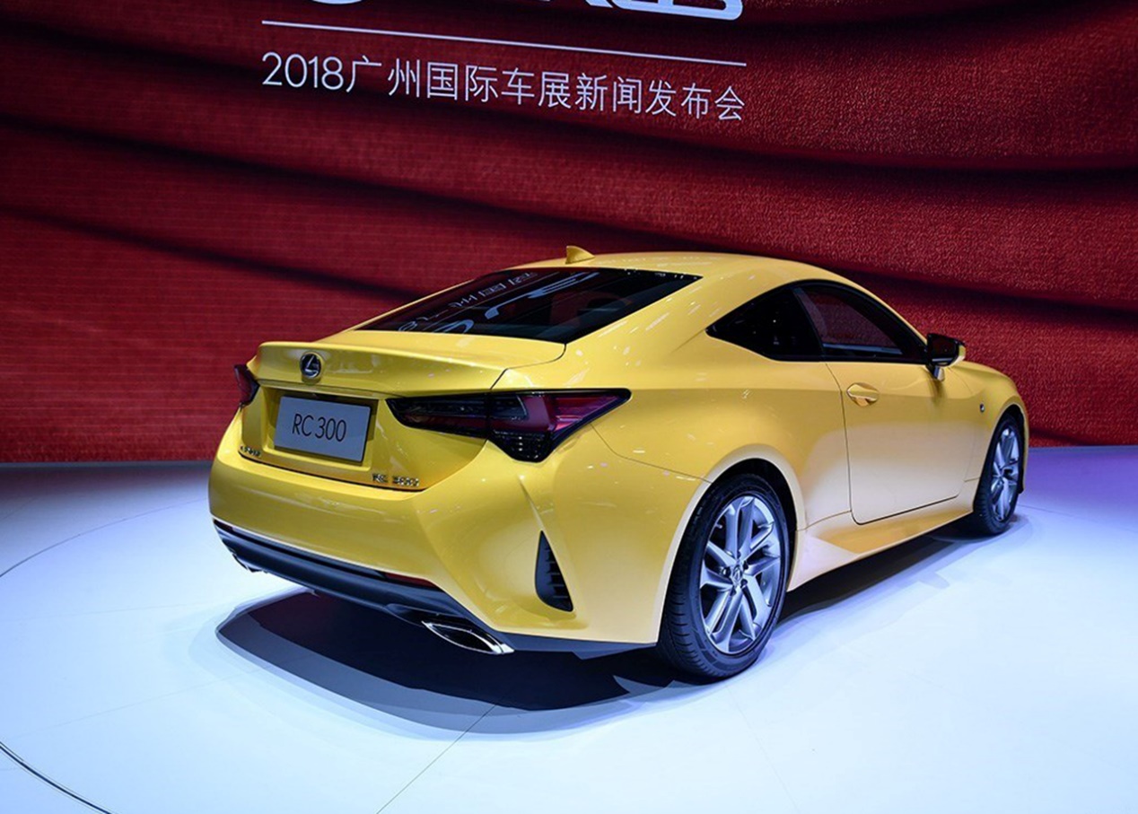 45.5万起新款雷克萨斯RC，加强运动版需要50.6万，值不值？
