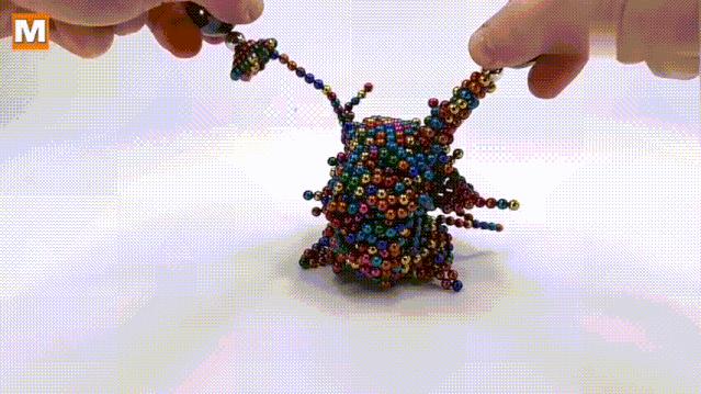 千万不要给孩子玩网红玩具,家长必须记住孩子玩的危险玩具