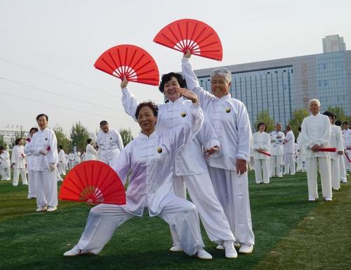 三十年丁克族现在过得怎么样,不婚主义者和丁克族晚年如何度过