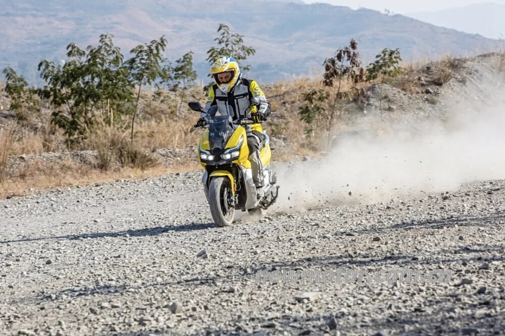 大阳150adv越野,大阳150adv跑西藏