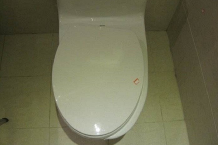 广州智能马桶盖维修上门维修电话,智能马桶盖只能掀开一半如何维修