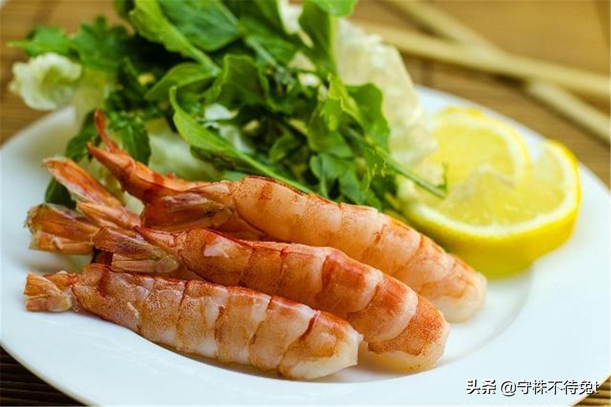 ​10个冷知识：为什么法拉利上，只有副驾驶一面化妆镜