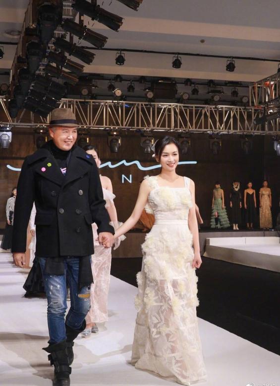 明星向甘肃灾区捐款名单朱一龙,朱一龙和杨幂捐款多少