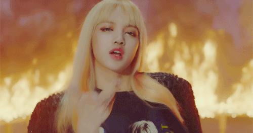 迪丽热巴颜值秒一众韩星,迪丽热巴颜值吊打