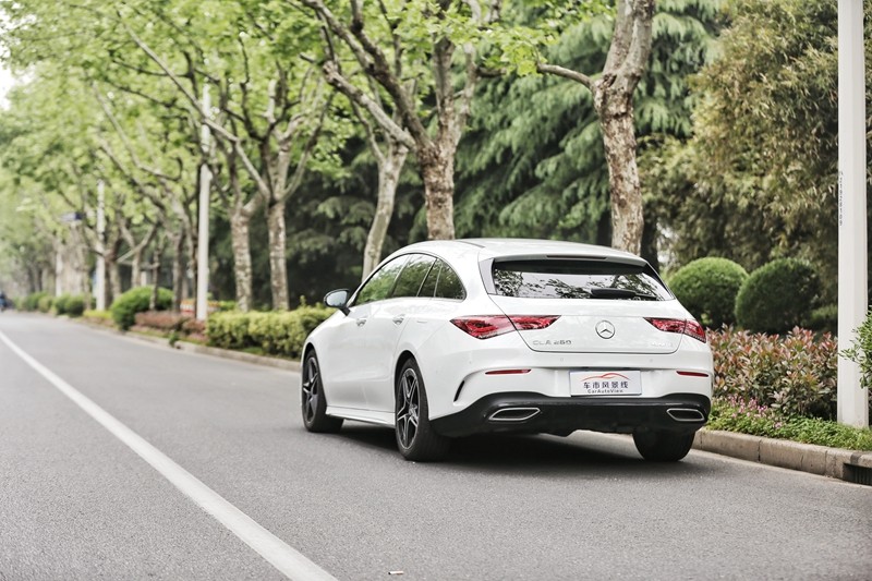 奔驰cla260帅气视频,奔驰cla200猎跑版