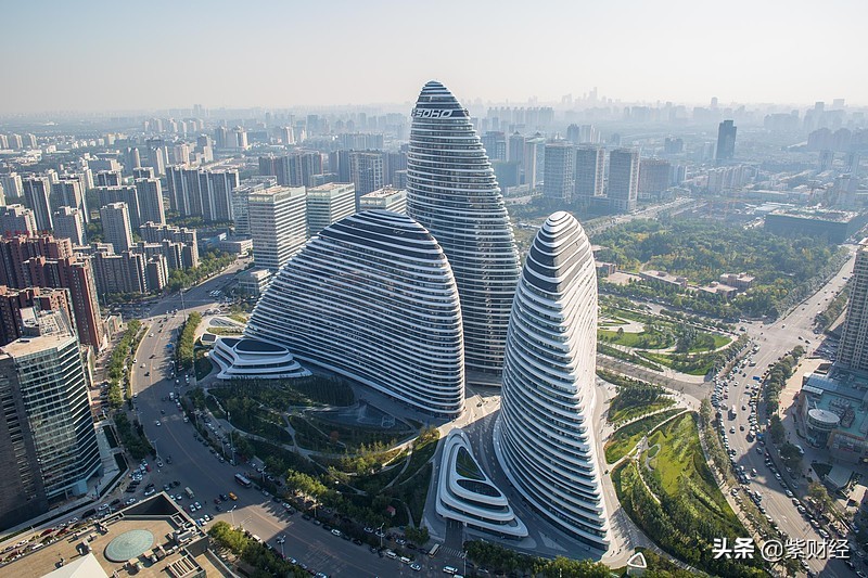 效仿李嘉诚看空中国,拥抱英美澳!“潘跑跑”能跑掉吗?