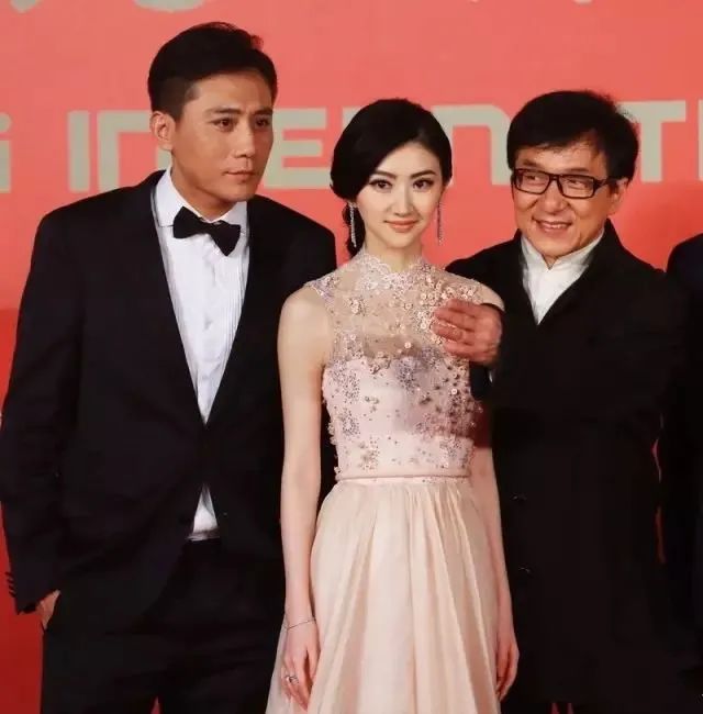 景甜上韩国热搜,景甜上海人间水蜜桃