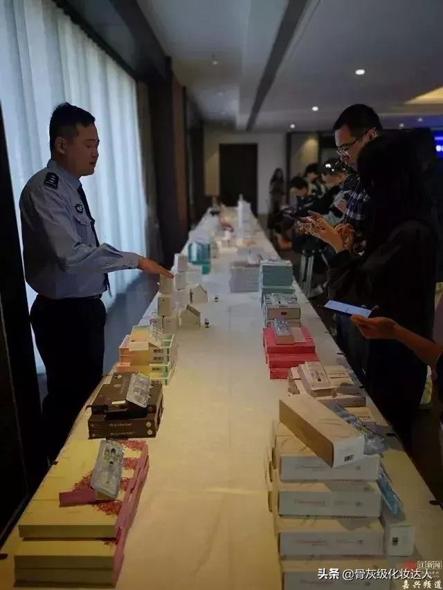 深扒小红书！灌肤、微针美白、换血，请问你不怕死吗？！