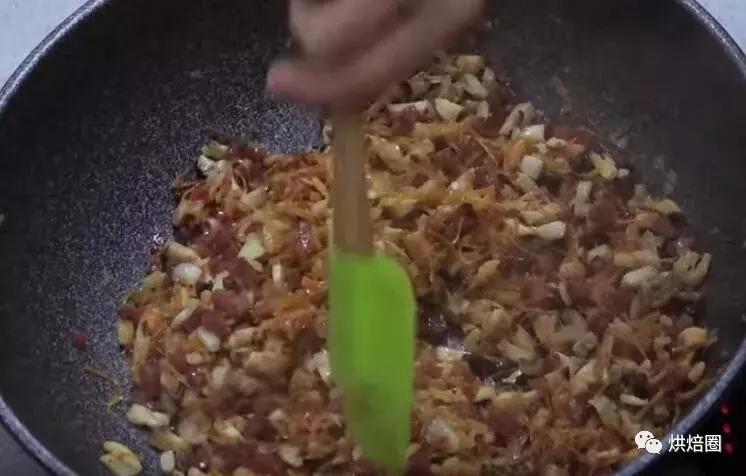 超好吃的广式萝卜糕附教程,现成萝卜糕怎么煎