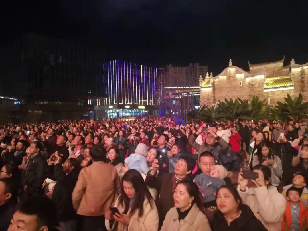 中国万载国际烟花节,中国万载烟花晚会