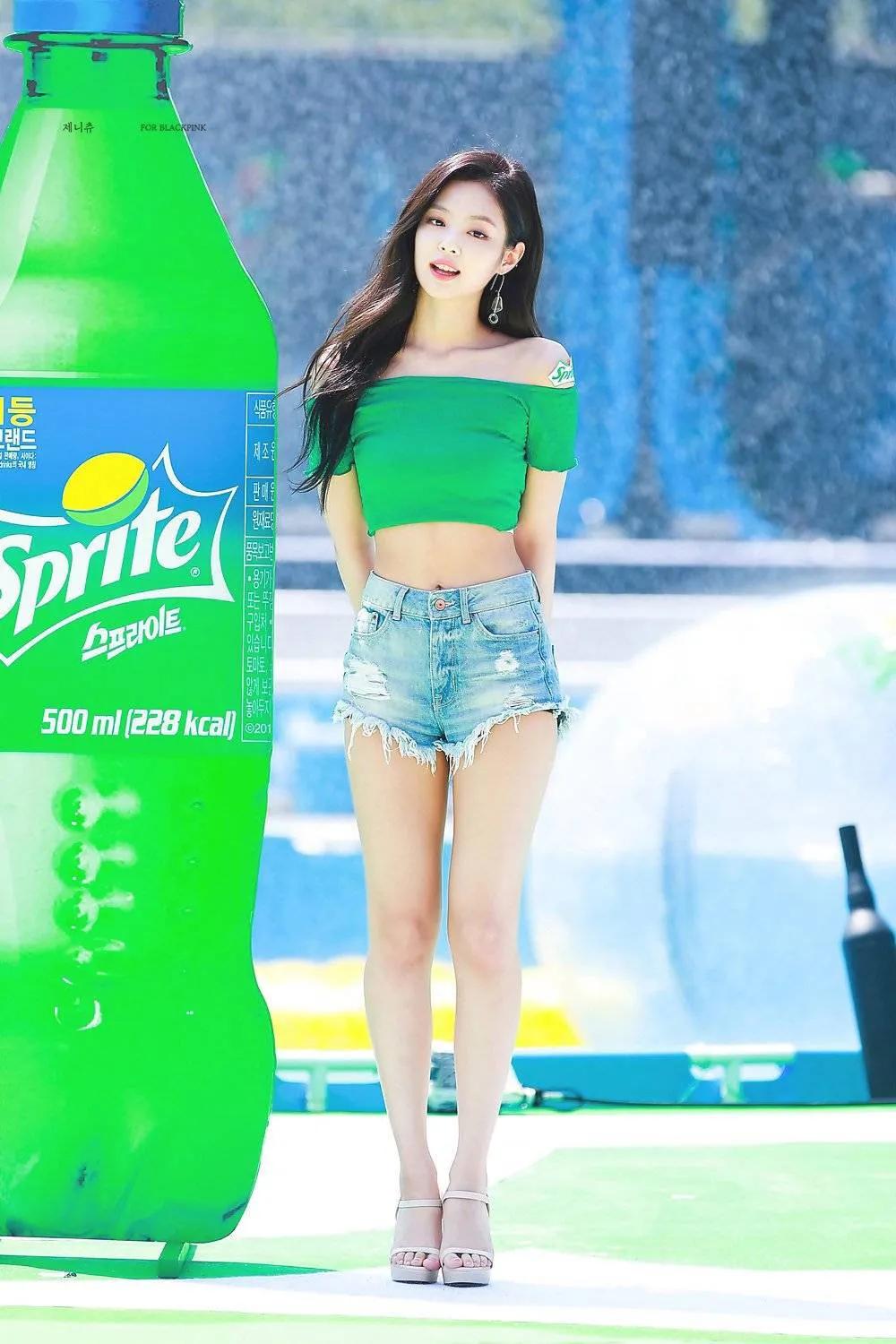 每年生日前女友总是给我送东西,前女友过生日给她送个啥礼物