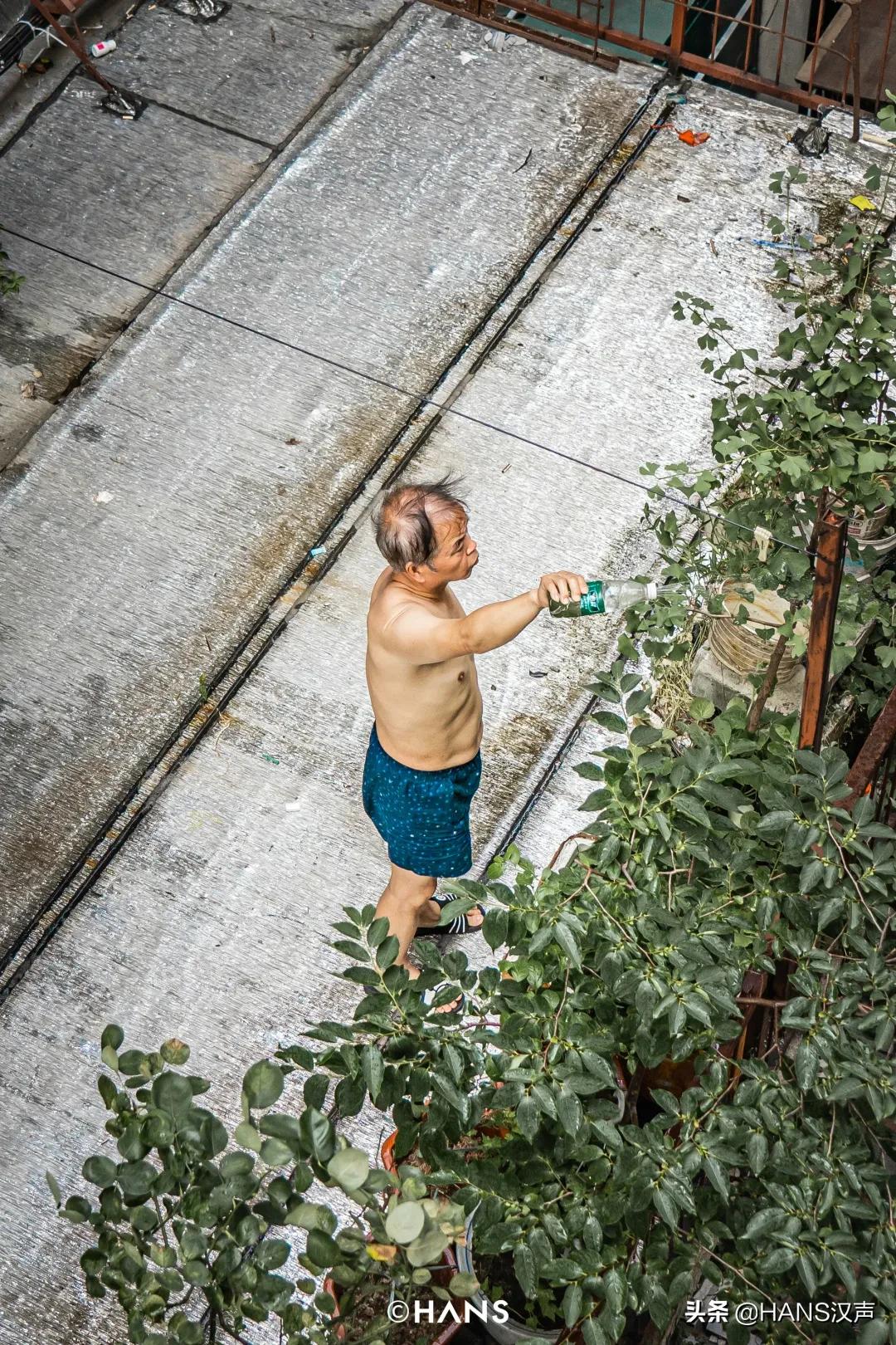 江汉路楼上有人住吗,江汉路楼顶怎么上去