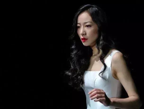 逆风翻盘韩雪,韩雪逆袭之星光璀璨